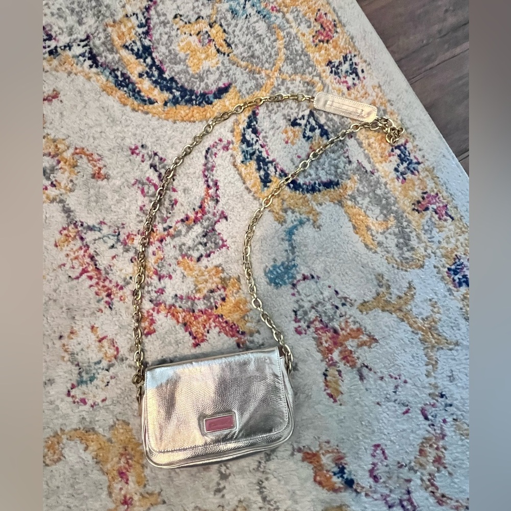 Lilly Pulitzer Silver Crossbody Bag with Gold Chain